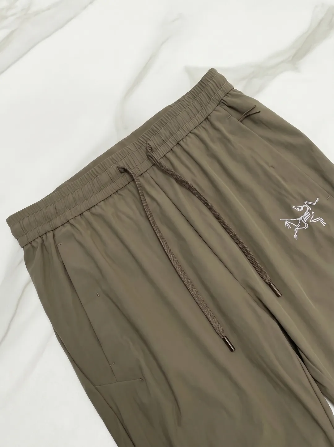 ARC'TERYX Breathable Classiclogo ：Black Gray Khaki Sizes：S-3XL